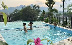 Mai Chau Sunset Boutique Hotel